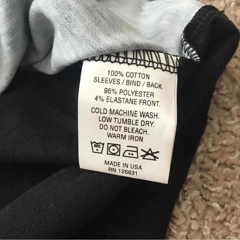 Taylor Swift Metal Tee - Picture 6 of 8